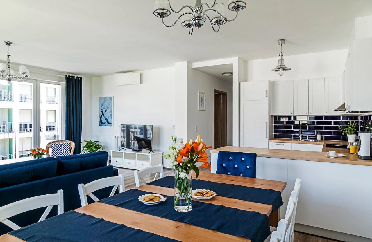 Blue Apartments Balatonlelle Eksteriør bilde